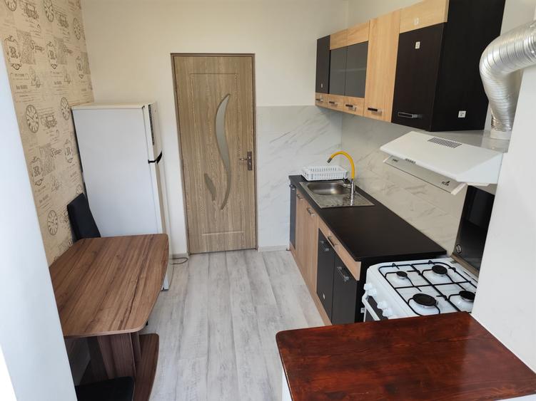 Apartament cu 2 camere semidecomandat în Țiglina 2