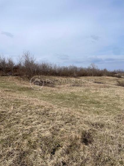 Teren Construcții intravilan de 11300 mp, în Bârnova