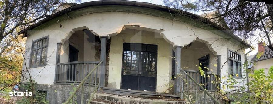Casă cu 2 camere cu Teren 338 Mp în Central
