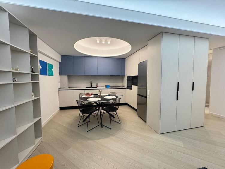 Apartament cu 3 camere, mobilat în Pipera