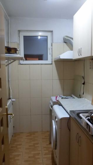 Apartament cu 2 camere semidecomandat în Theodor Pallady