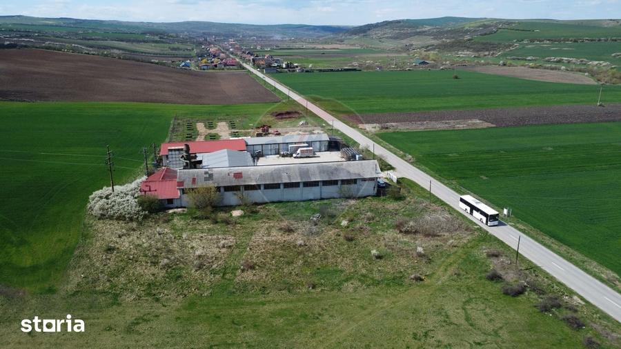 Teren de 8600 mp, în Iclod