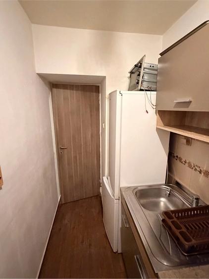 Apartament cu 2 camere semidecomandat în Medicină