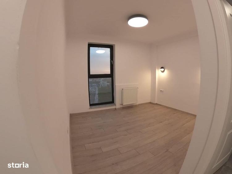 Apartament cu 4 camere în Lazu