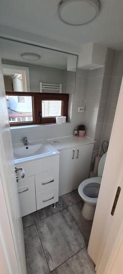 Apartament cu 3 camere decomandat în Dacia