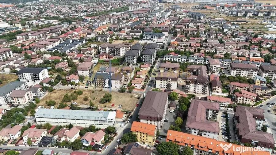 Spațiu comercial, de 1,422 mp, în Dobroești