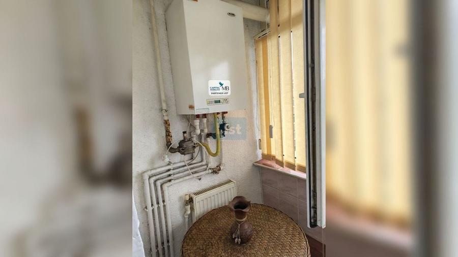 Apartament cu 3 camere decomandat în Obcini