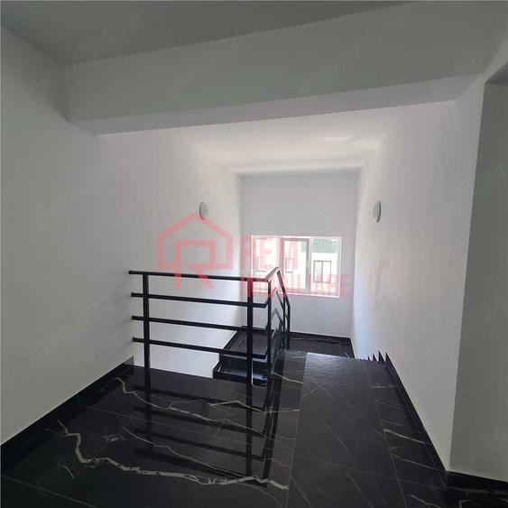 Apartament cu 2 camere decomandat în Fundeni