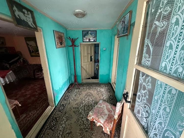 Casă cu 2 camere cu Teren 20000 Mp în Gruiu (Căteasca)