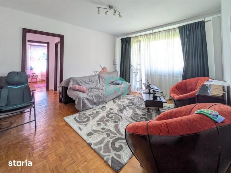 Apartament cu 3 camere semidecomandat, mobilat în Astra