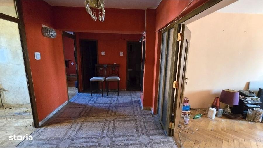 Apartament cu 3 camere decomandat în Ultracentral