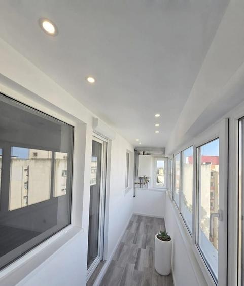 Apartament cu 2 camere decomandat, mobilat în Tomis Nord