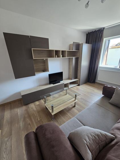 Apartament cu 2 camere decomandat în Herăstrău