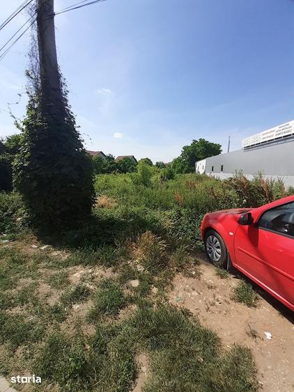 Teren de 3000 mp, în Bucov
