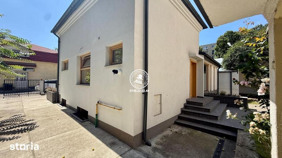 Casă cu 2 camere cu Teren 300 Mp în Central