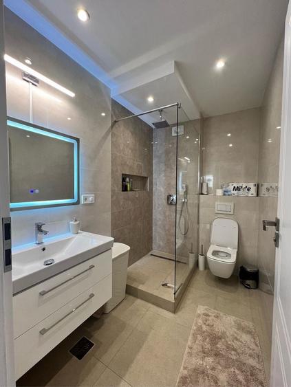 Apartament cu 2 camere semidecomandat în Ultracentral