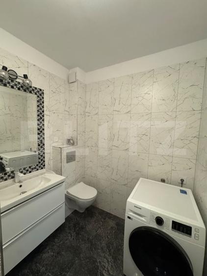 Apartament cu 2 camere semidecomandat, mobilat în Florești