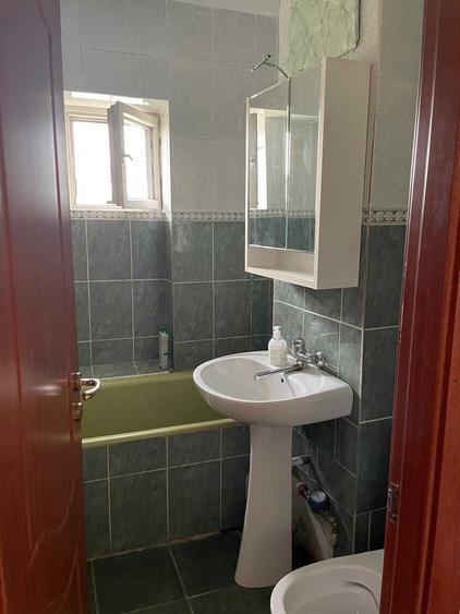 Apartament cu 3 camere decomandat în Cug