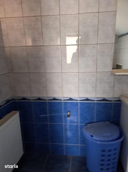 Casă cu 4 camere cu Teren 180 Mp în Central