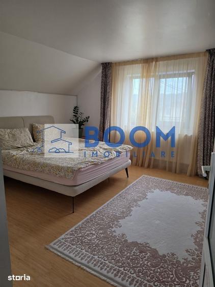 Casă cu 5 camere cu Teren 650 Mp în Dăești