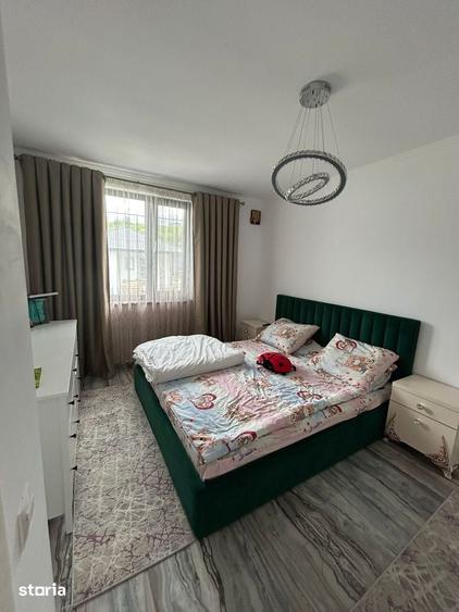 Casă cu 4 camere cu Teren 325 Mp în Podu Roș