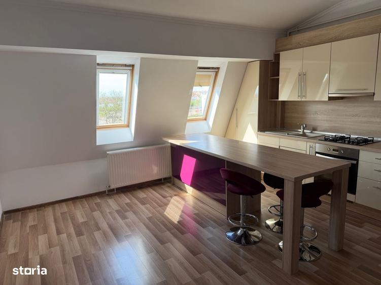 Apartament cu 3 camere în Carpați 2