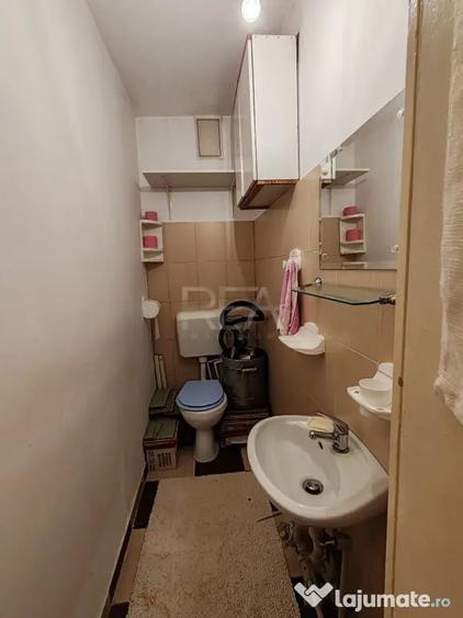 Apartament cu 3 camere decomandat în Drumul Taberei