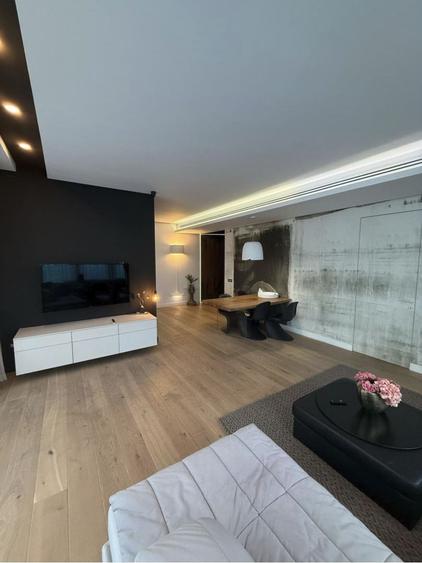 Apartament cu 4 camere, mobilat în Herăstrău