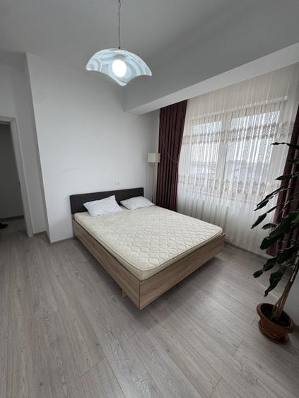 Apartament cu 3 camere decomandat în Mihai Bravu