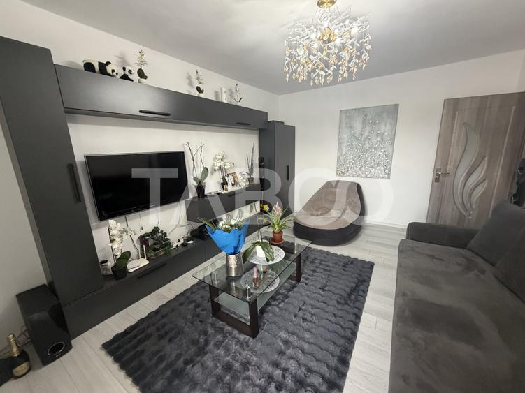 Apartament cu 2 camere decomandat, mobilat în Făgăraș