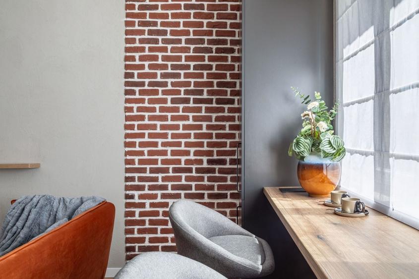 Apartament cu 2 camere, mobilat în P-ța Universității