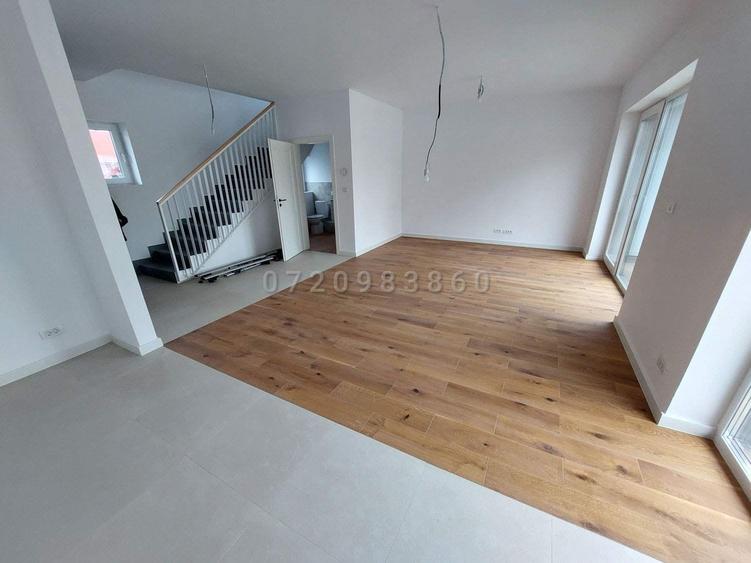 Duplex cu 4 camere cu Teren 100 Mp în Central