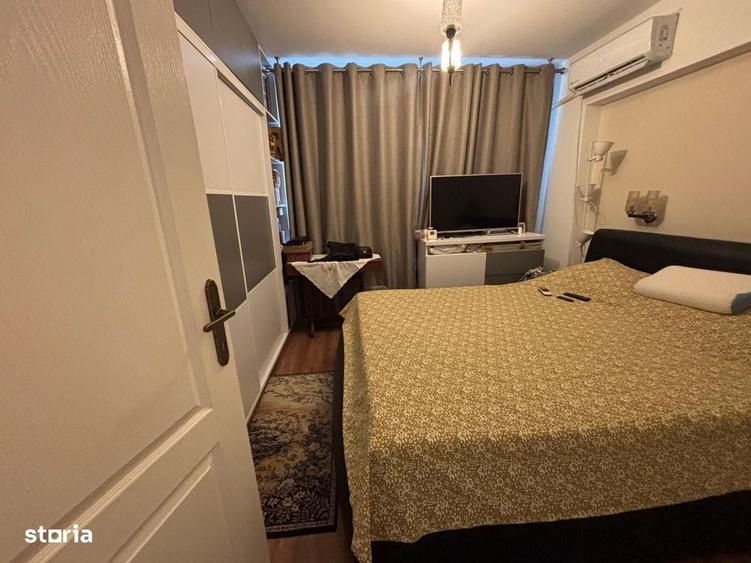 Apartament cu 4 camere decomandat în Central