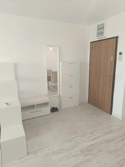 Apartament cu 2 camere semidecomandat în Lipovei