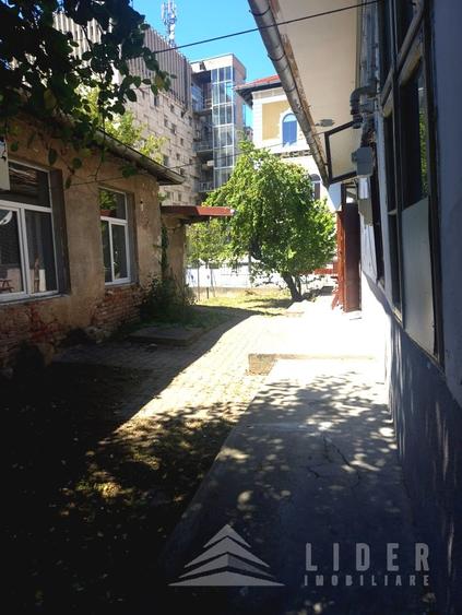 Garsonieră semidecomandată, mobilată în Central