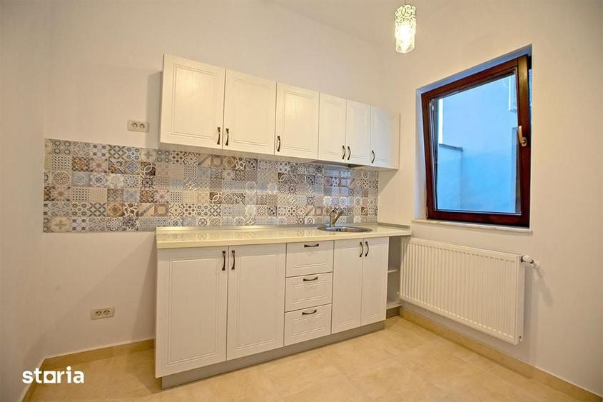 Vila Reprezentativa In Stil Neoromanesc - 10