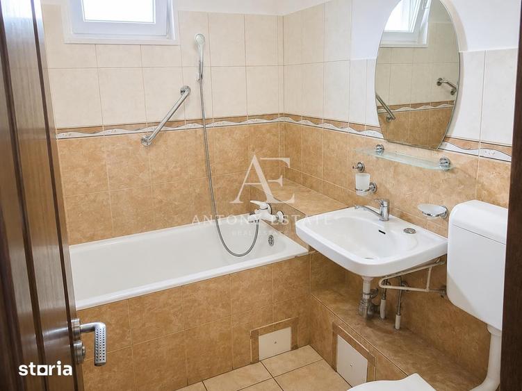 Apartament cu 4 camere în Rogerius