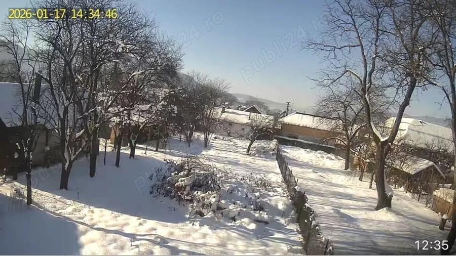 Casă cu 4 camere cu Teren 2100 Mp în Central