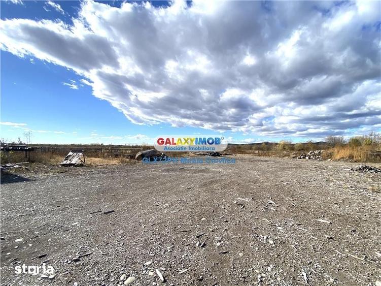 Spațiu comercial, de 1,000 mp, în Filipeștii de Pădure