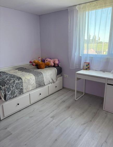 Duplex cu 4 camere cu Teren 654 Mp în Giroc