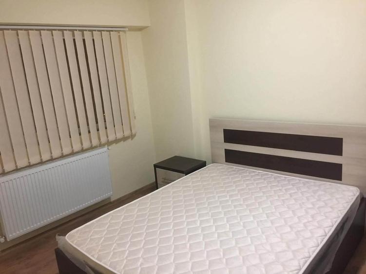 Apartament cu 2 camere decomandat în Berceni
