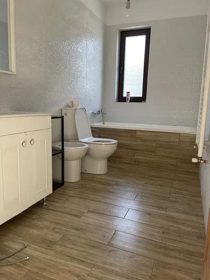 Apartament cu 4 camere decomandat în Calea Urseni