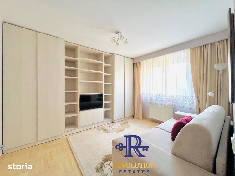 Apartament cu 3 camere semidecomandat în Bună Ziua