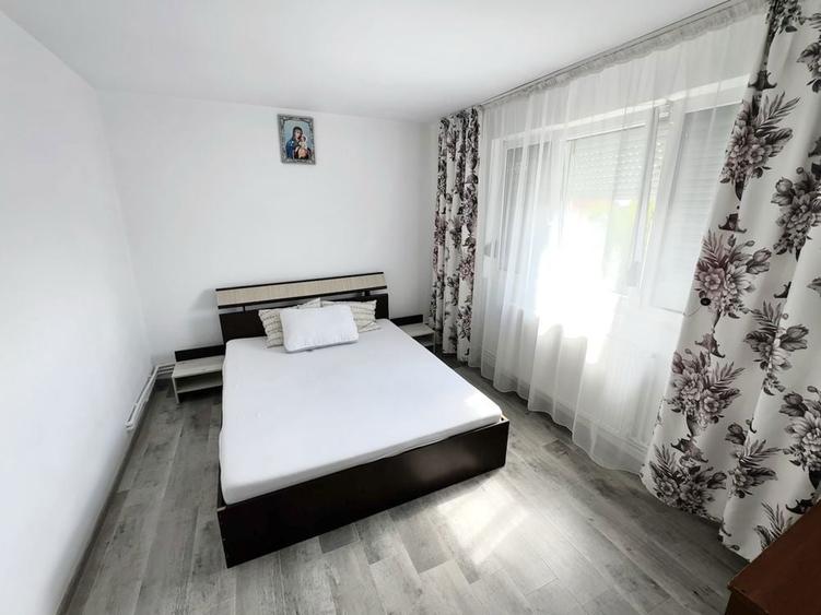Apartament cu 2 camere semidecomandat în Unirii Sud