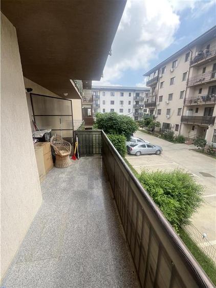 Apartament cu 3 camere decomandat, mobilat în Dobroești