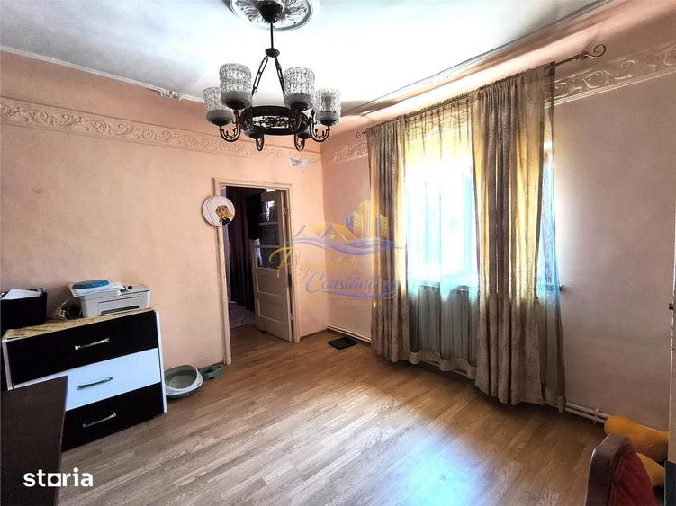 Casă cu 4 camere cu Teren 177 Mp în Km 4