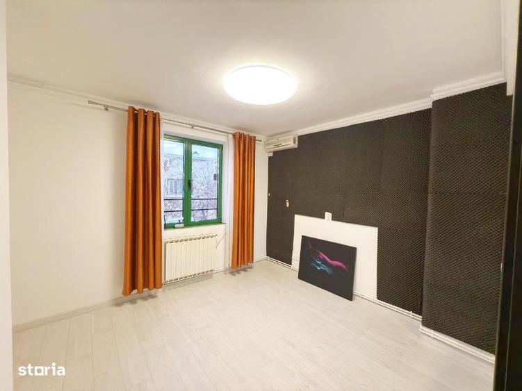 Casă cu 4 camere decomandat cu Teren 150 Mp în Vatra Luminoasă