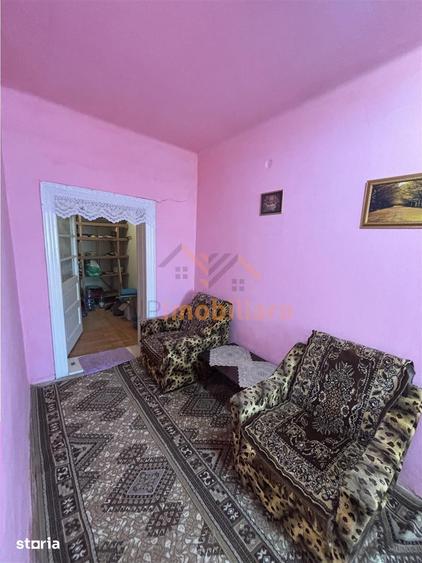 Casă cu 4 camere cu Teren 5526 Mp în Cociuba Mare