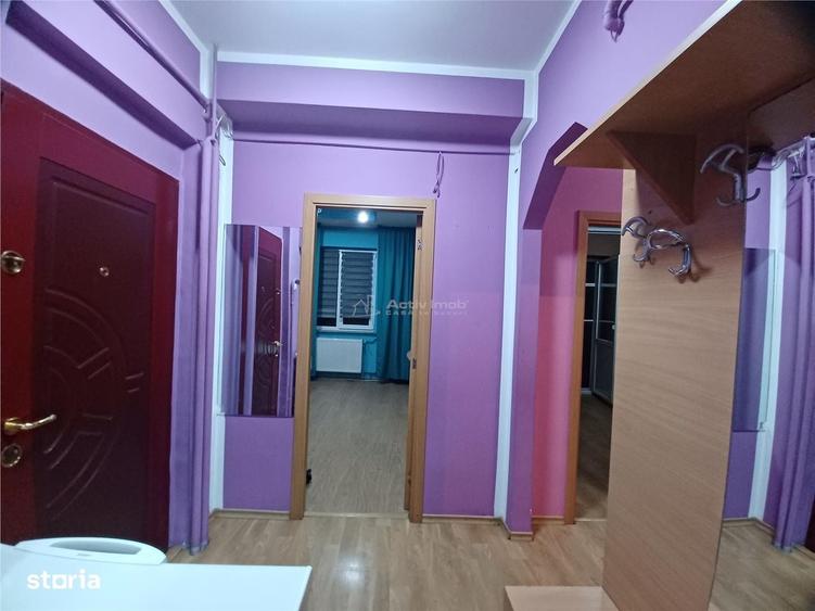 Apartament cu 4 camere decomandat în Rahova