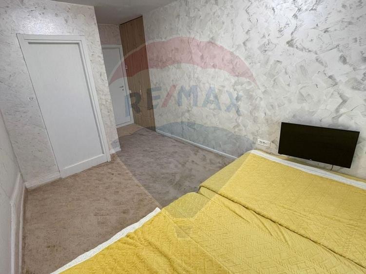 Apartament cu 3 camere decomandat, mobilat în Fundeni